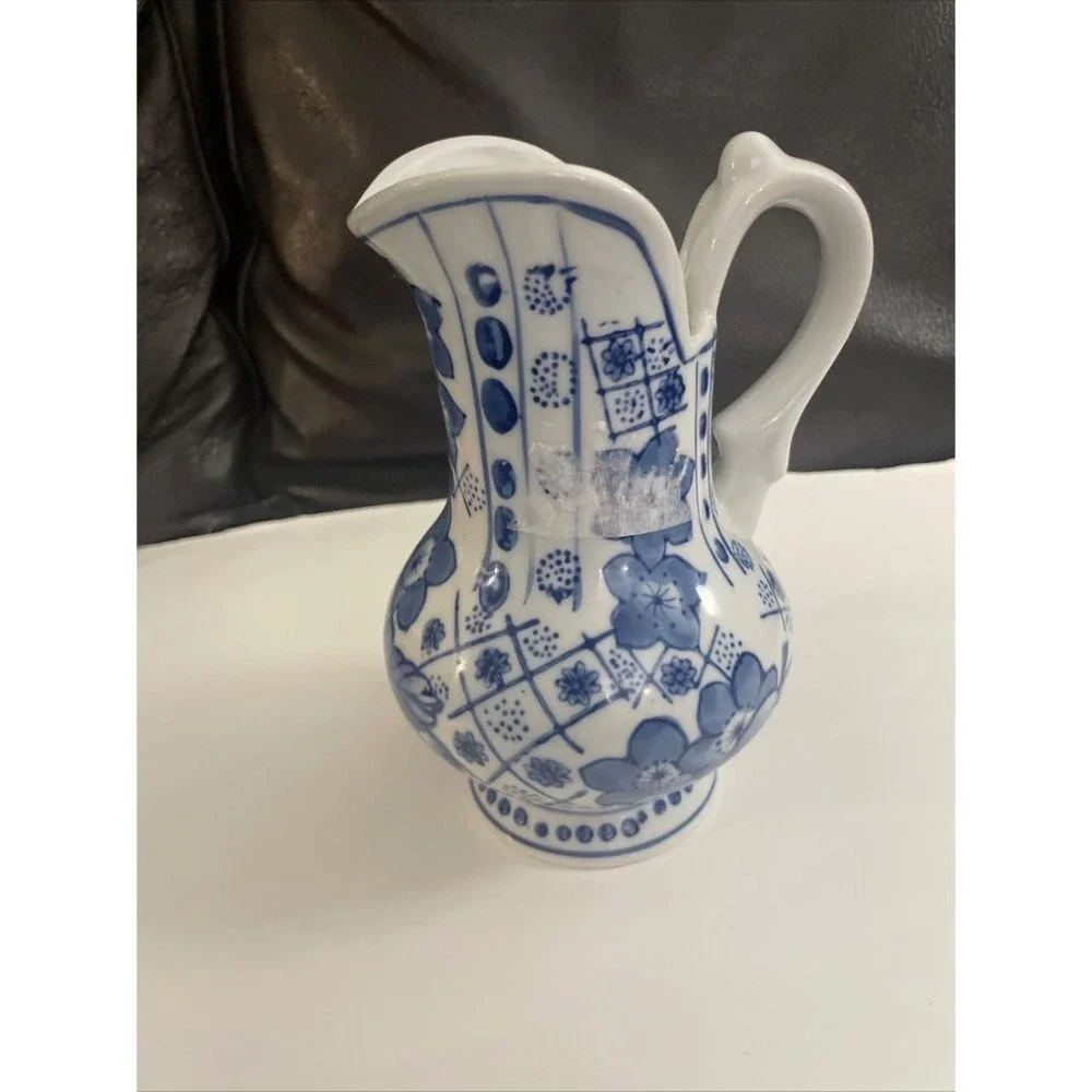 Blue White Ceramic Pitcher Floral Pattern Vintage Decorative Tableware‎